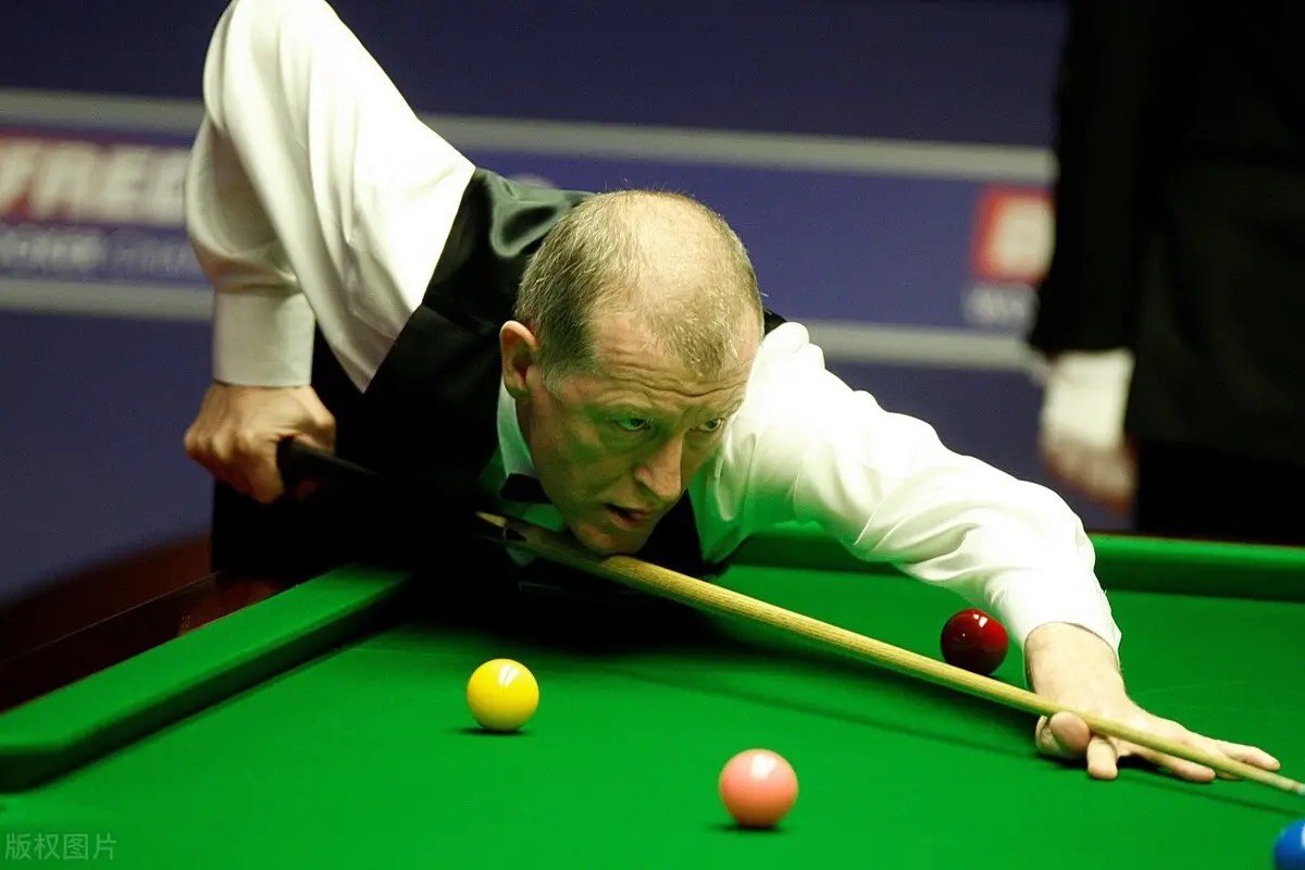 用一记令人 用一记令人