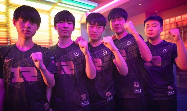 凭借其刁钻 凭借其刁钻