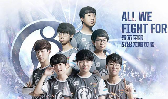 经常与队友 经常与队友