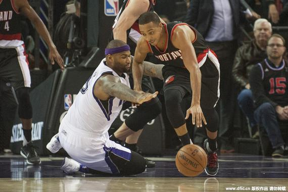 虽然他们在 虽然他们在